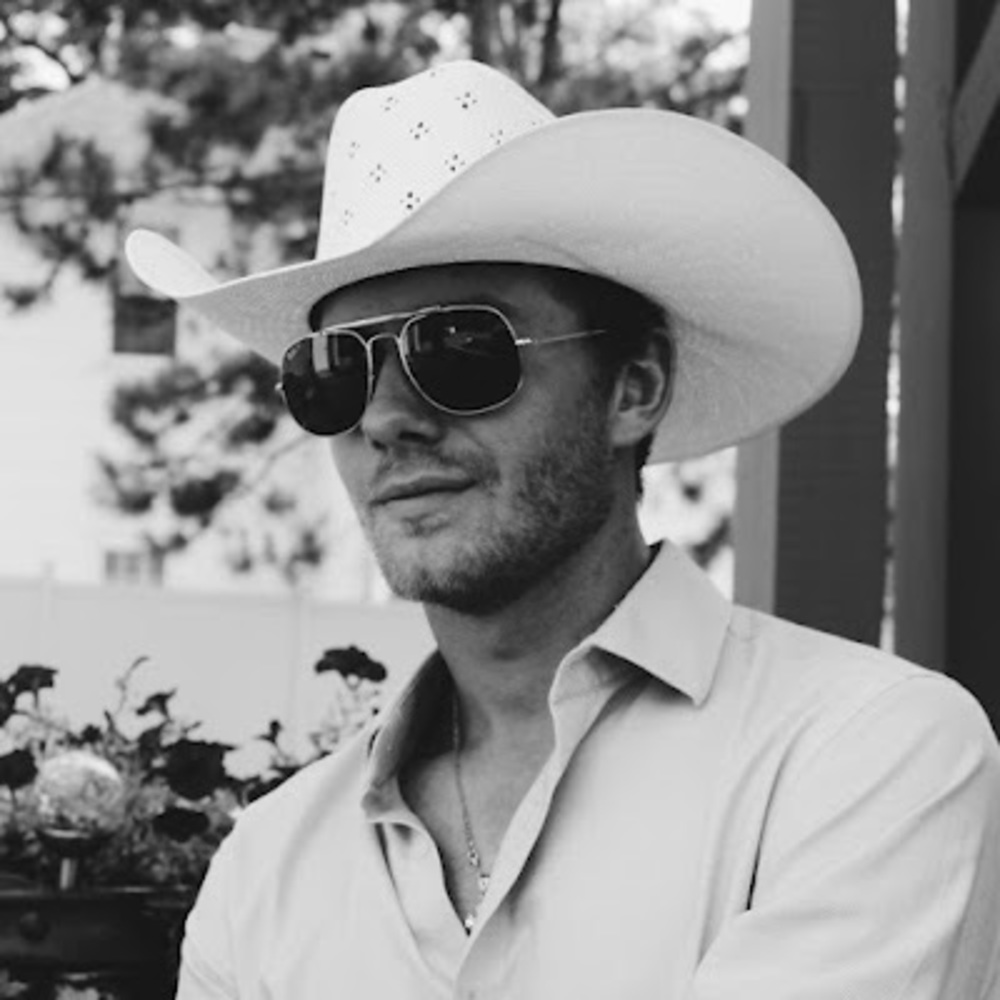 Meet your Posher, Cole